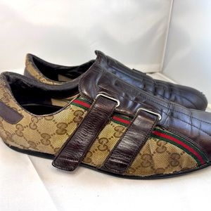 GUCCI Guccicima LOGO SIGNATURE Leather Sneakers
Mens 11 G
